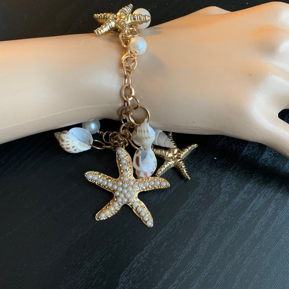 Sea Shell Necklace & Bracelet Set - Picture 8 of 8